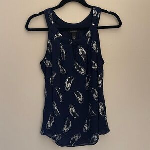 White House Black Market, small silk, elegant shimmering blouse in navy blue